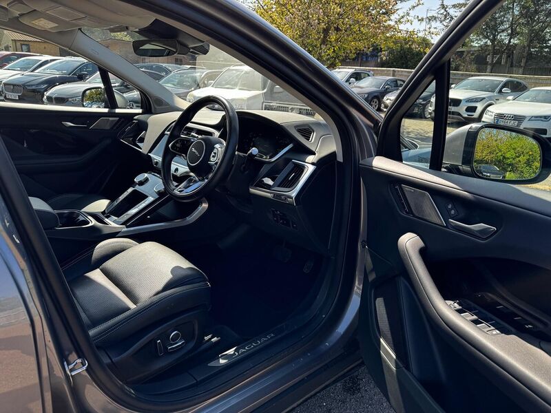 JAGUAR I-Pace