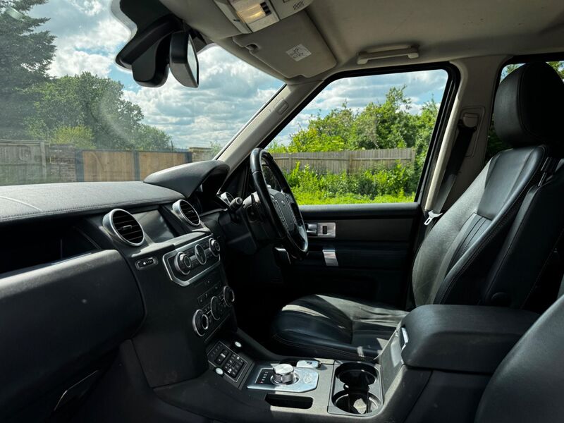 LAND ROVER DISCOVERY 4