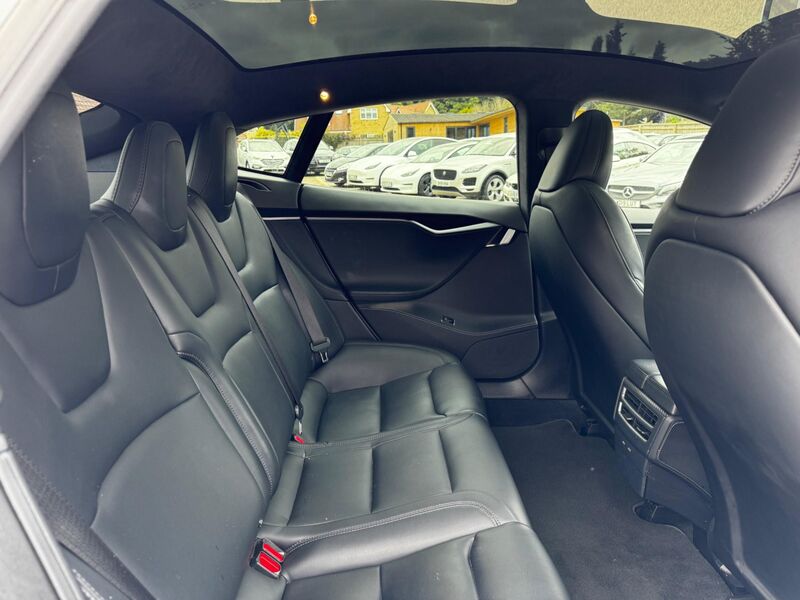 TESLA MODEL S