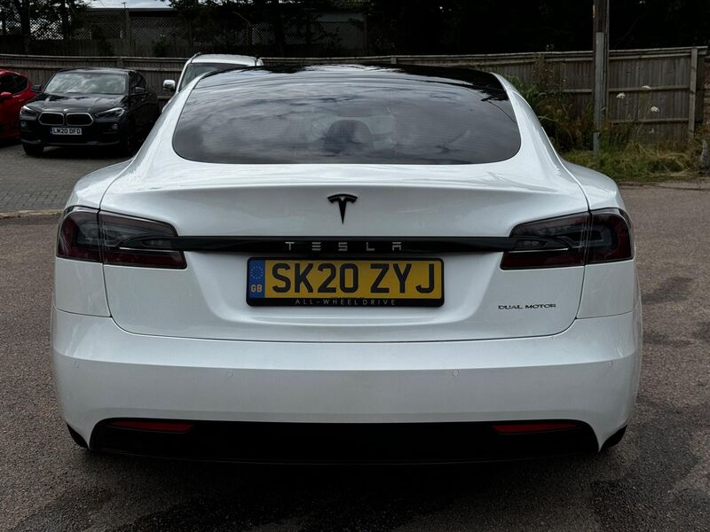 TESLA MODEL S