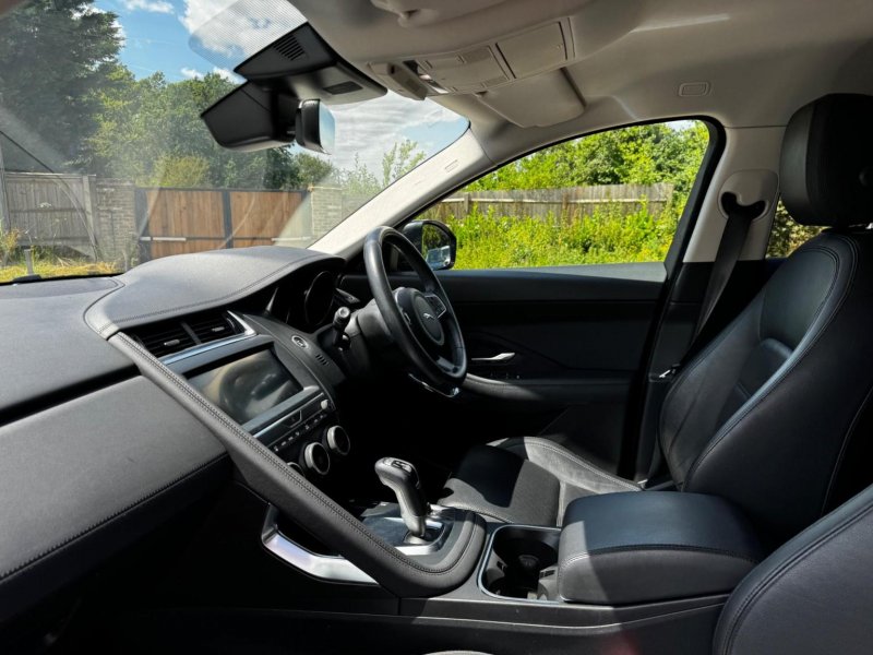JAGUAR E-PACE
