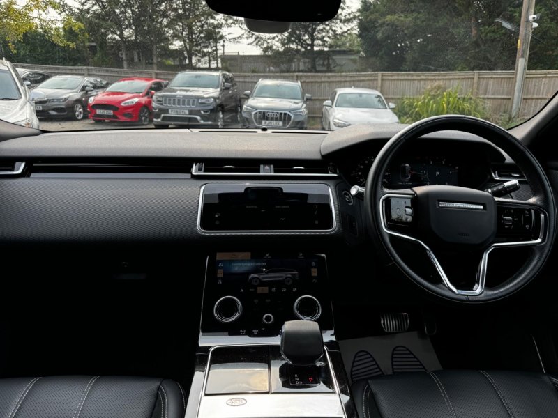 LAND ROVER RANGE ROVER VELAR
