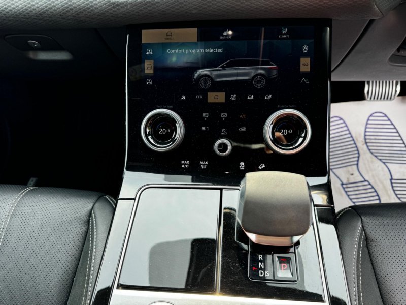 LAND ROVER RANGE ROVER VELAR
