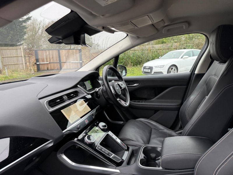 JAGUAR I-Pace