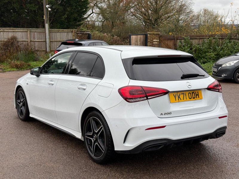 MERCEDES-BENZ A CLASS