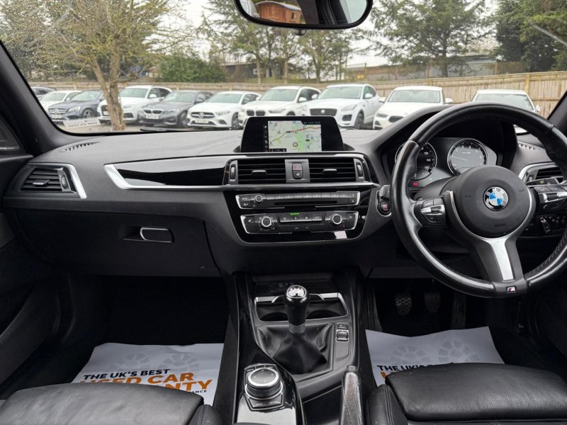BMW 1 SERIES