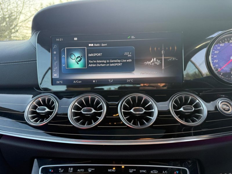MERCEDES-BENZ E CLASS