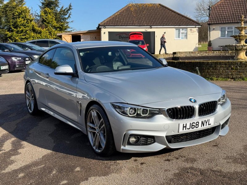 BMW 4 SERIES