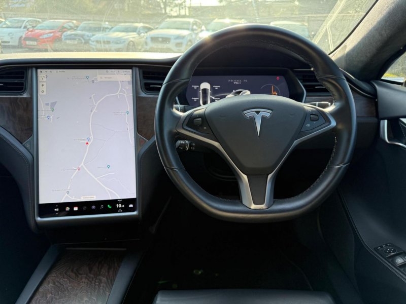 TESLA MODEL S