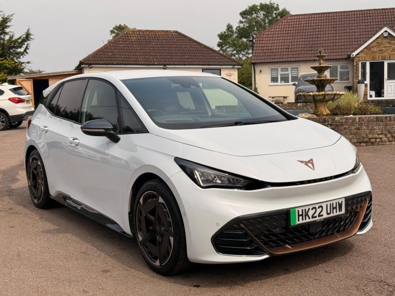 CUPRA BORN