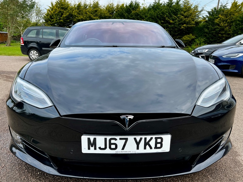 TESLA MODEL S