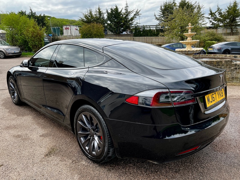 TESLA MODEL S