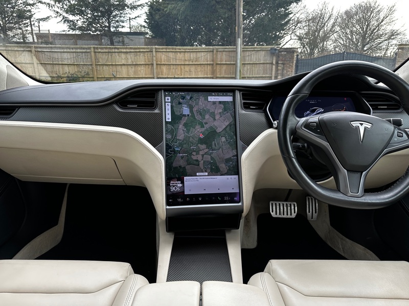 TESLA MODEL S