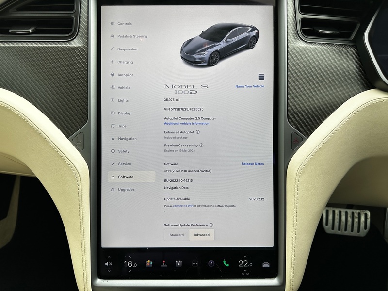 TESLA MODEL S